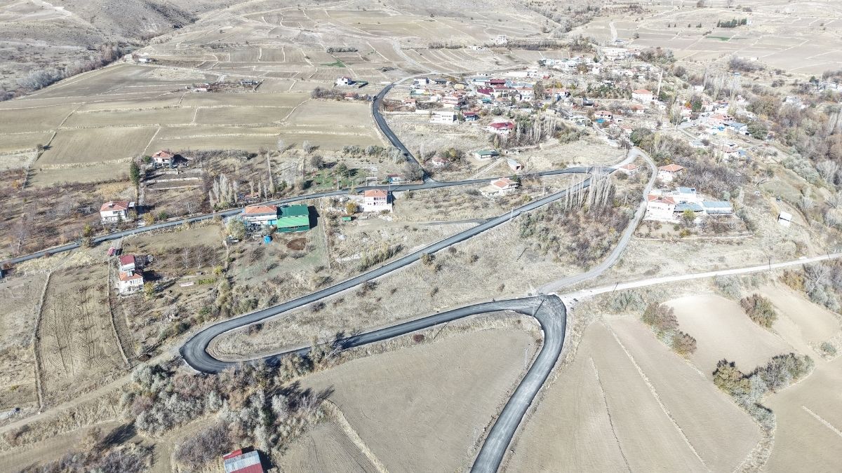 Başkan Büyükkılıç Talimat Verdi Kayseri’nin O Ilçesine 8 Bin 600 Ton Sıcak Asfalt Serildi (5)