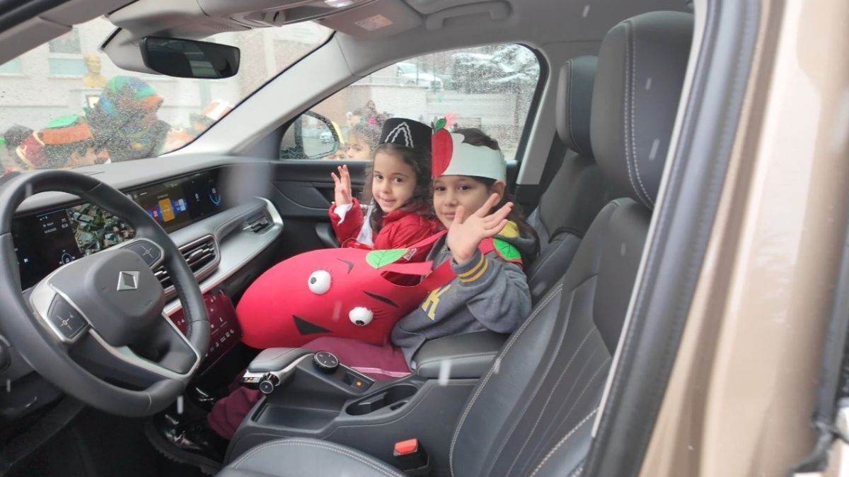 Başkan Büyükkılıç’ın Togg’u Haftaya Damga Vurdu! (3)