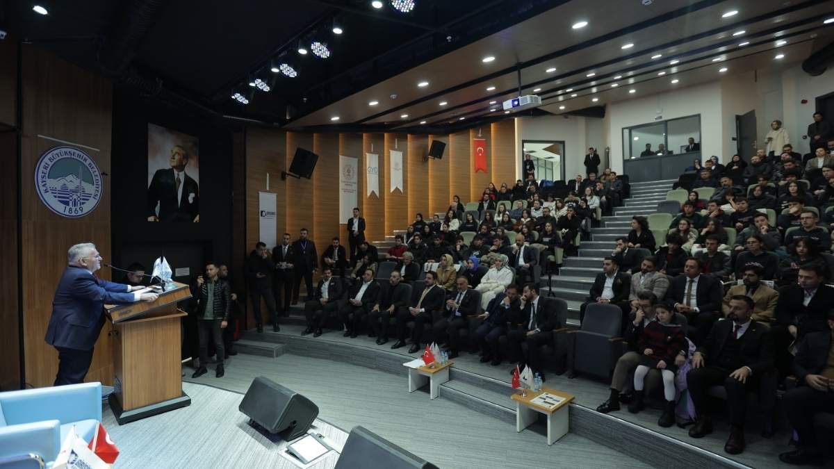 Başkan Memduh Büyükkılıç Kayserili Genç Girişimcilere Destek Sözü Verdi (4)
