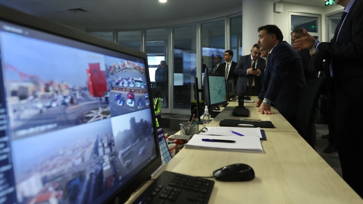 Bu Kez Ekranın Arkasında Çiçek Ve Büyükkılıç Vardı Tek Tek Denetim Yaptılar (3)