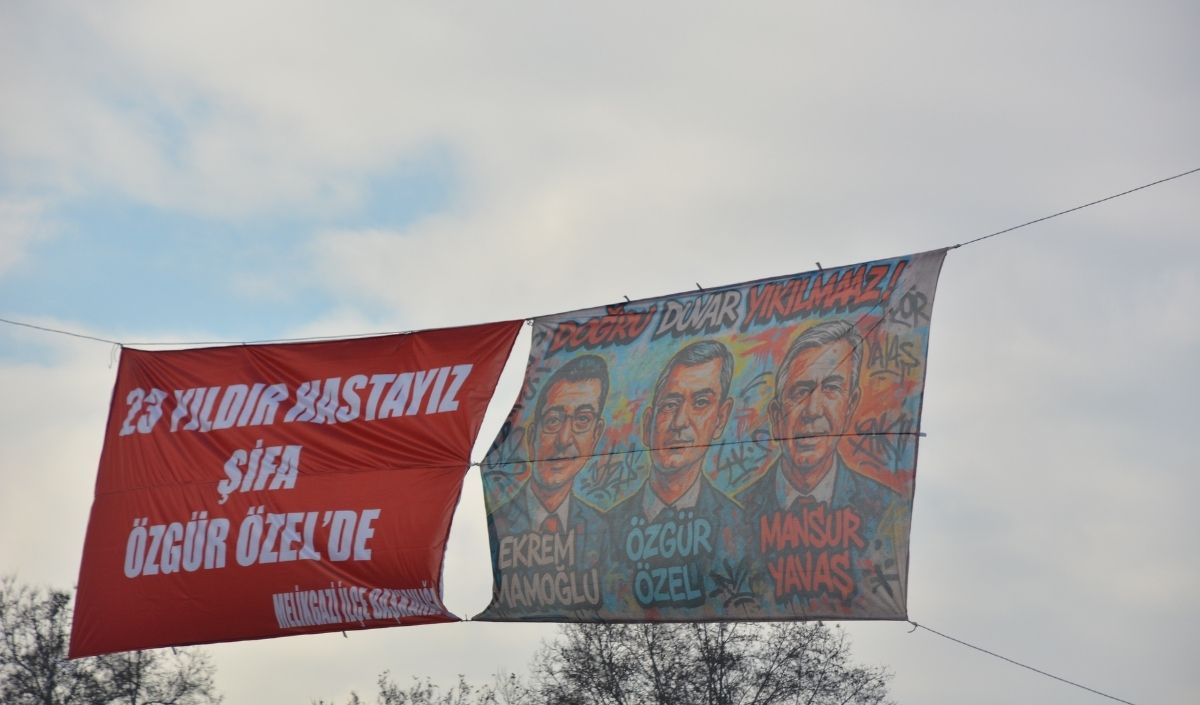 Chp’nin Kayseri Mitinginde Dikkat Çeken Pankart! 'Gadanı Alırım' (2)