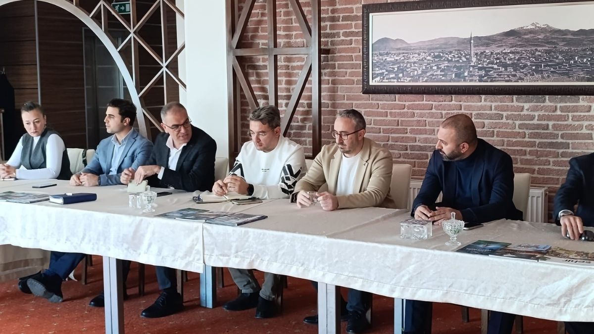 Erciyes’te Sezon Ne Zaman Başlayacak Sezon Öncesi Bir Araya Geldiler (3)