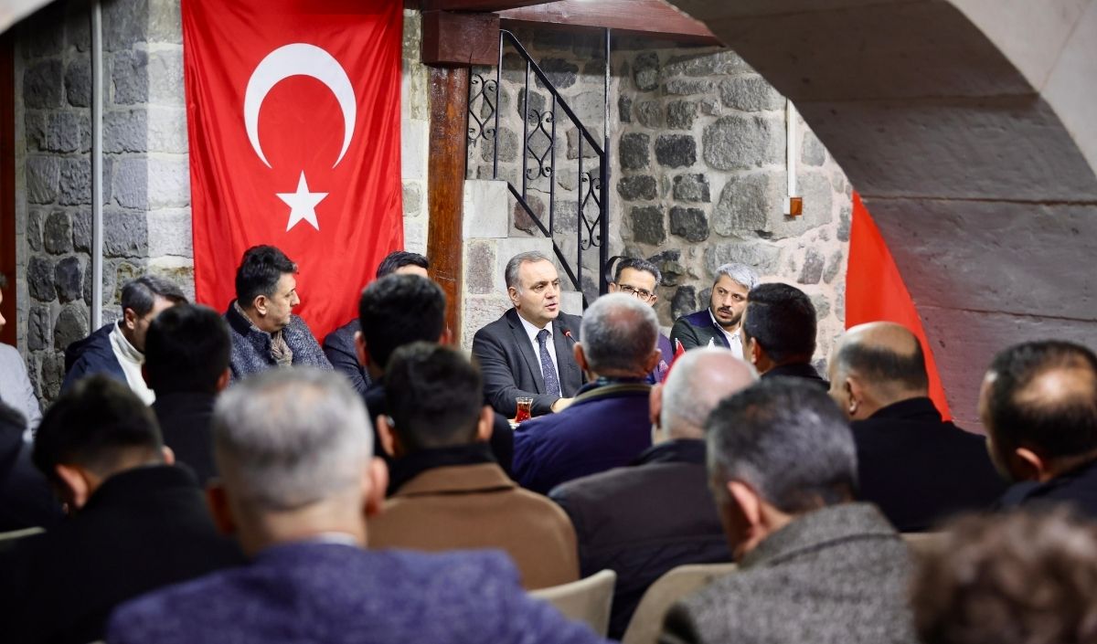 Erü Rektörü Fatih Altun Birlik Söyleşilerinde Deprem Bilincini Anlattı (2)