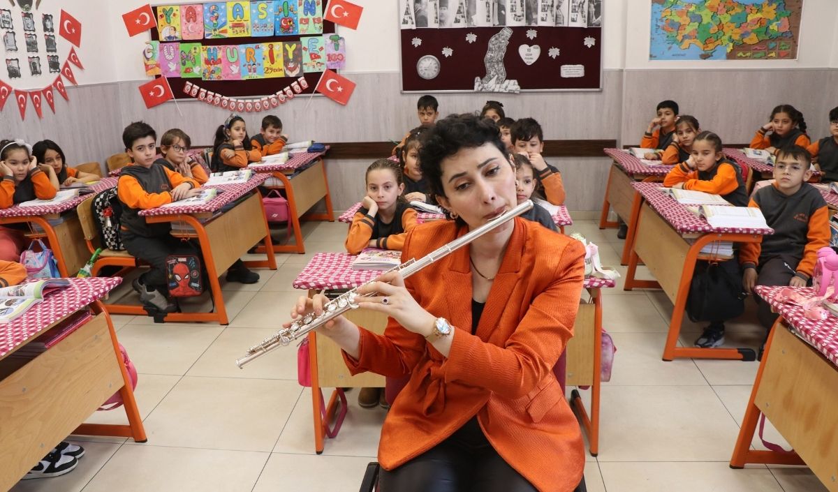 Kayseri’de Kanseri Yenen Öğretmen Göreve Başladı (3)