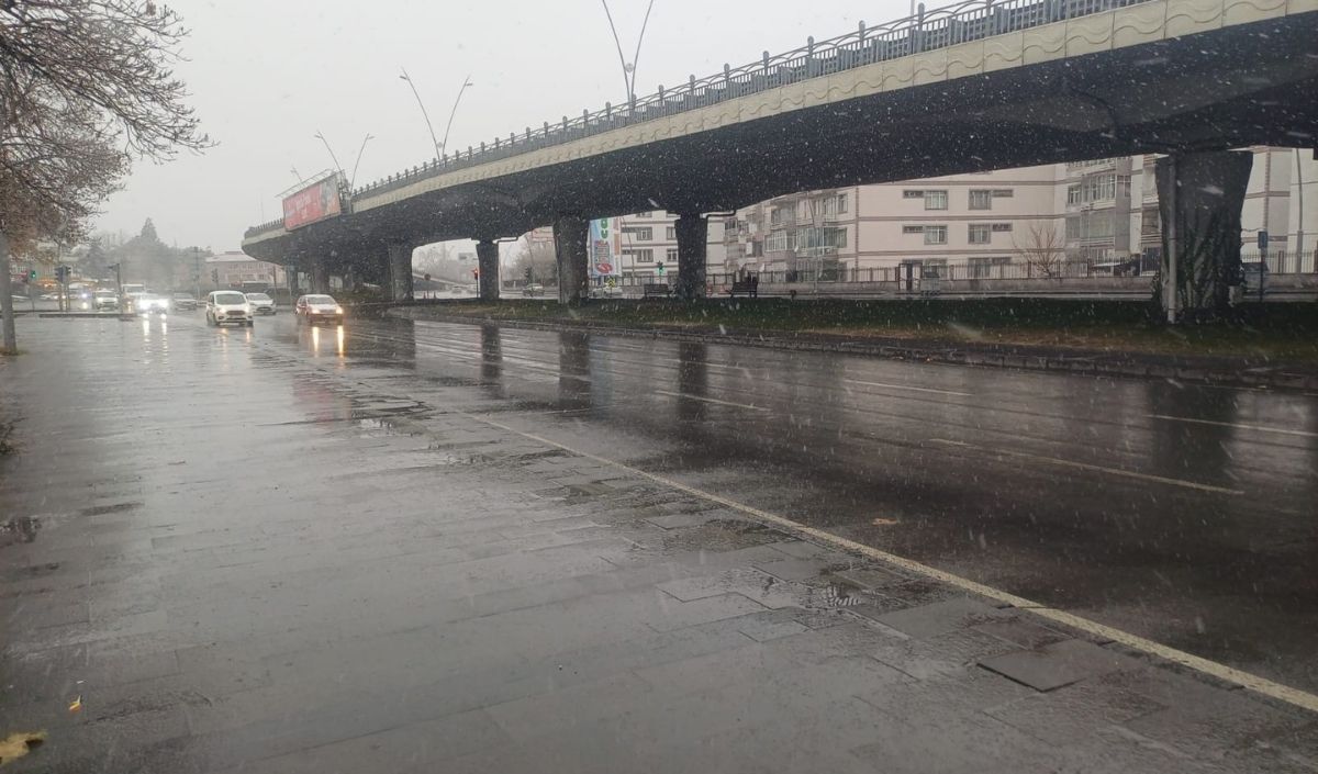 Kayseri’de Kar Yağışı Etkili Oldu (2)