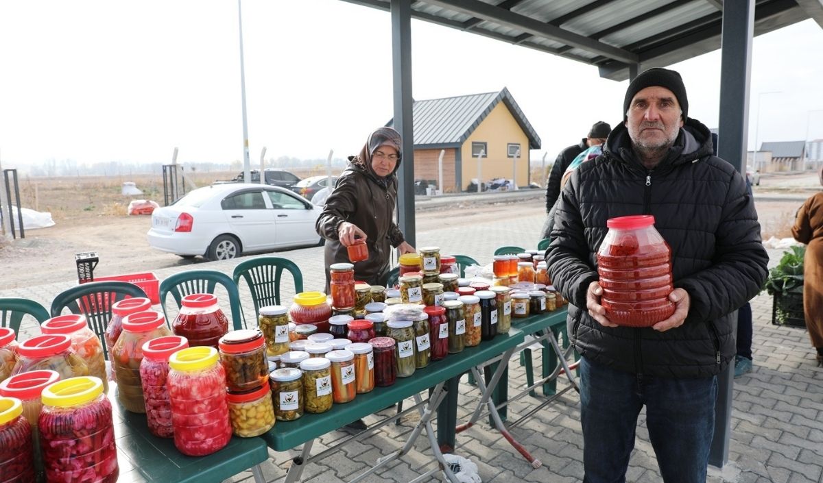 Kayseri’de Kent Tarımıyla 12 Ton Ürün Elde Edildi (3)