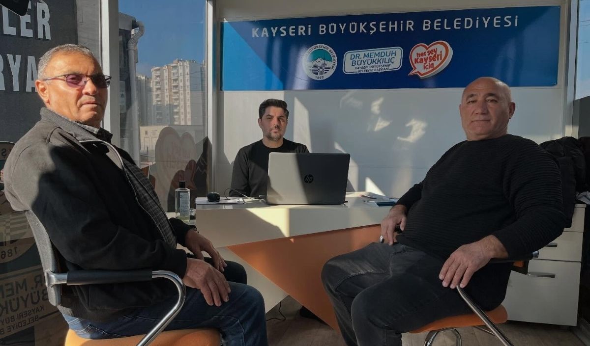 Kayseri’de Mobil Beyaz Masa Sahada (1)