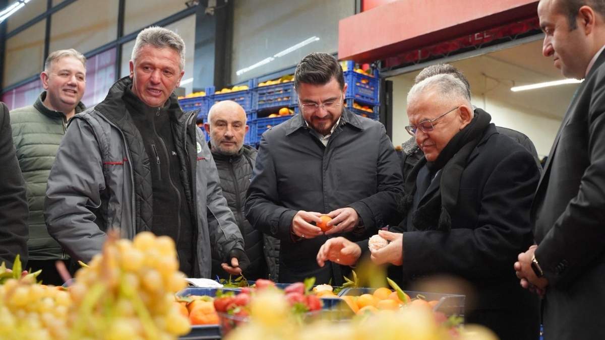 Kayseri'de Sabah Mesaisi Erken Başladı Büyükkılıç Ve Okandan Talepleri Not Aldı (4)