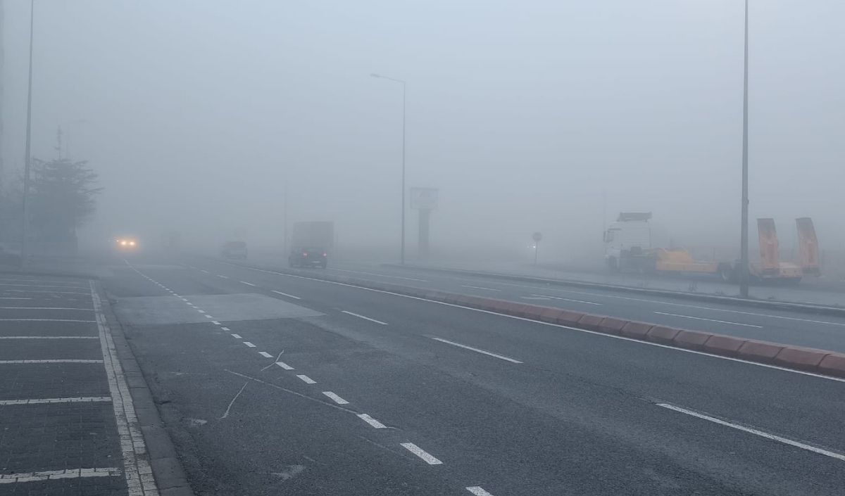 Kayseri’de Sis Uyarısı Görüş 20 Metreye Düştü (3)