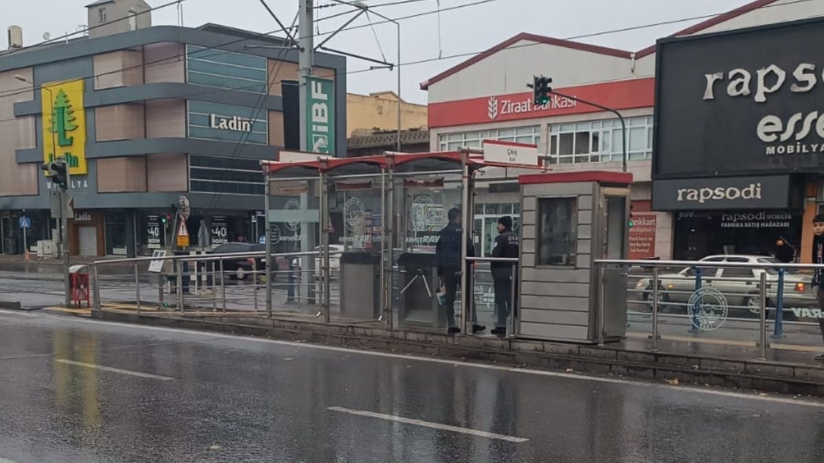 Kayseri’de Tramvay Krizi Büyüyor Seferler Altüst Oldu! (3)