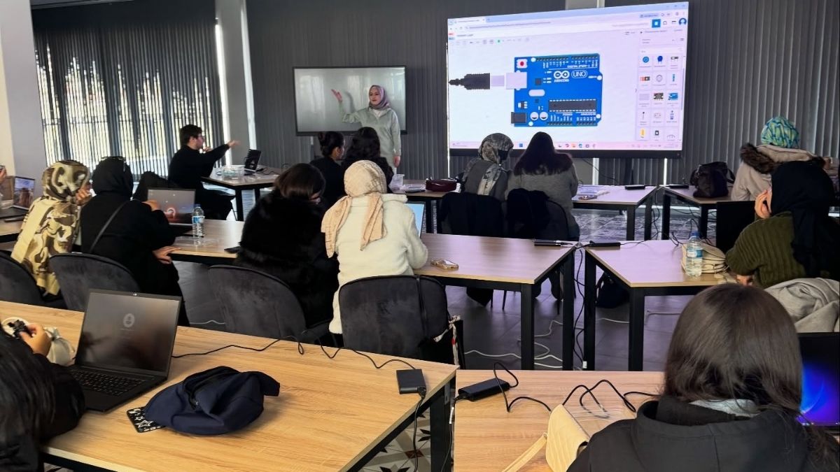 Kayseri’den Örnek Proje Robotik Kodlama Artık Müfredatta (3)