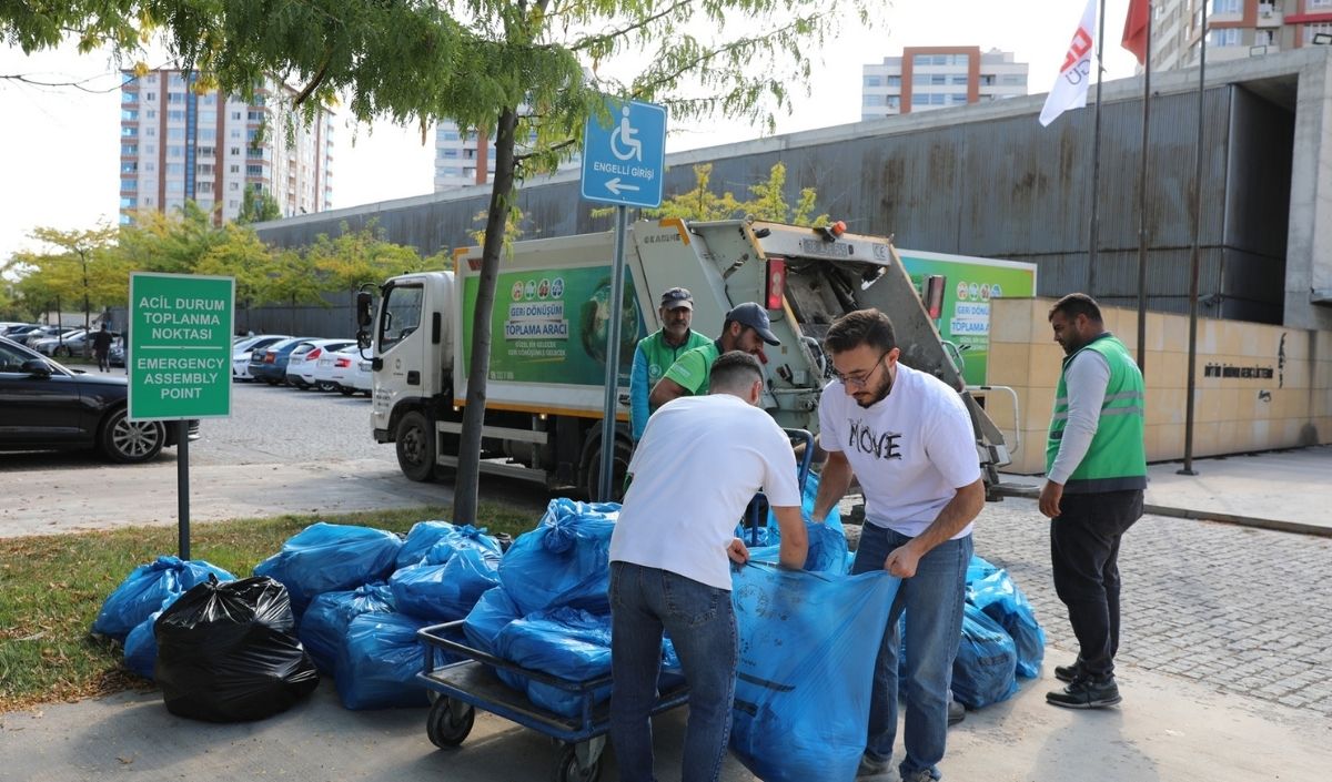 Kocasinan Belediyesi Sıfır Atık Uygulamalarına Devam Ediyor (3)