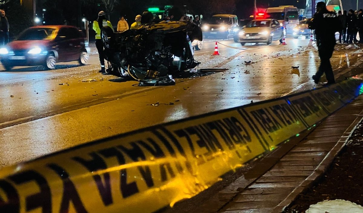 Konya’da Otomobil Takla Attı! Yolcu Yaşamını Yitirdi (1)