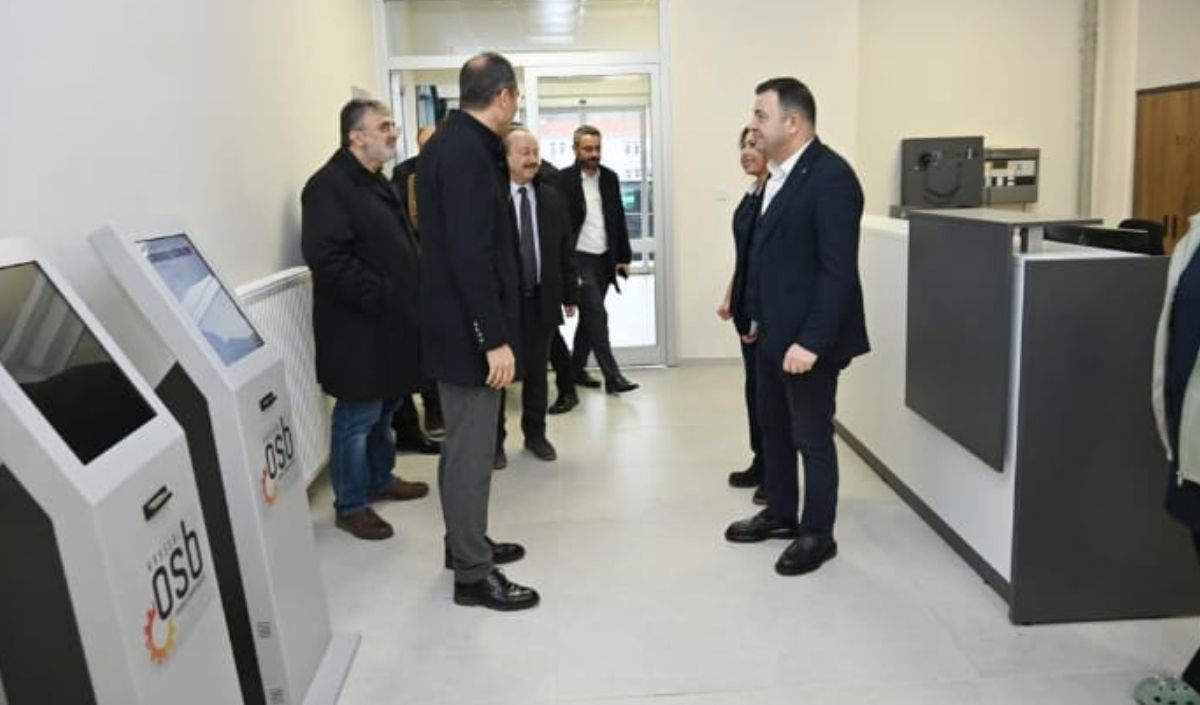 il sağlık müdürü