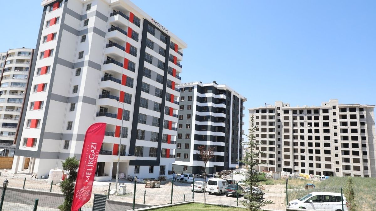 Meli̇kgazi̇ Kentsel Dönüşümle Büyüyor