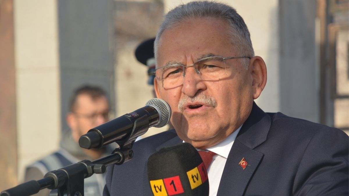 Mmemduh Büyükkılıç