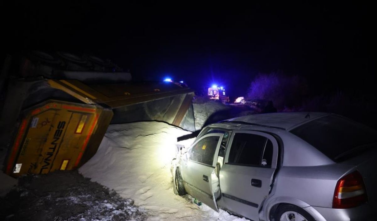 Nevşehir’de Aşırı Buzlanma Kazalara Yol Açtı! 6 Kazada 12 Yaralı (1)