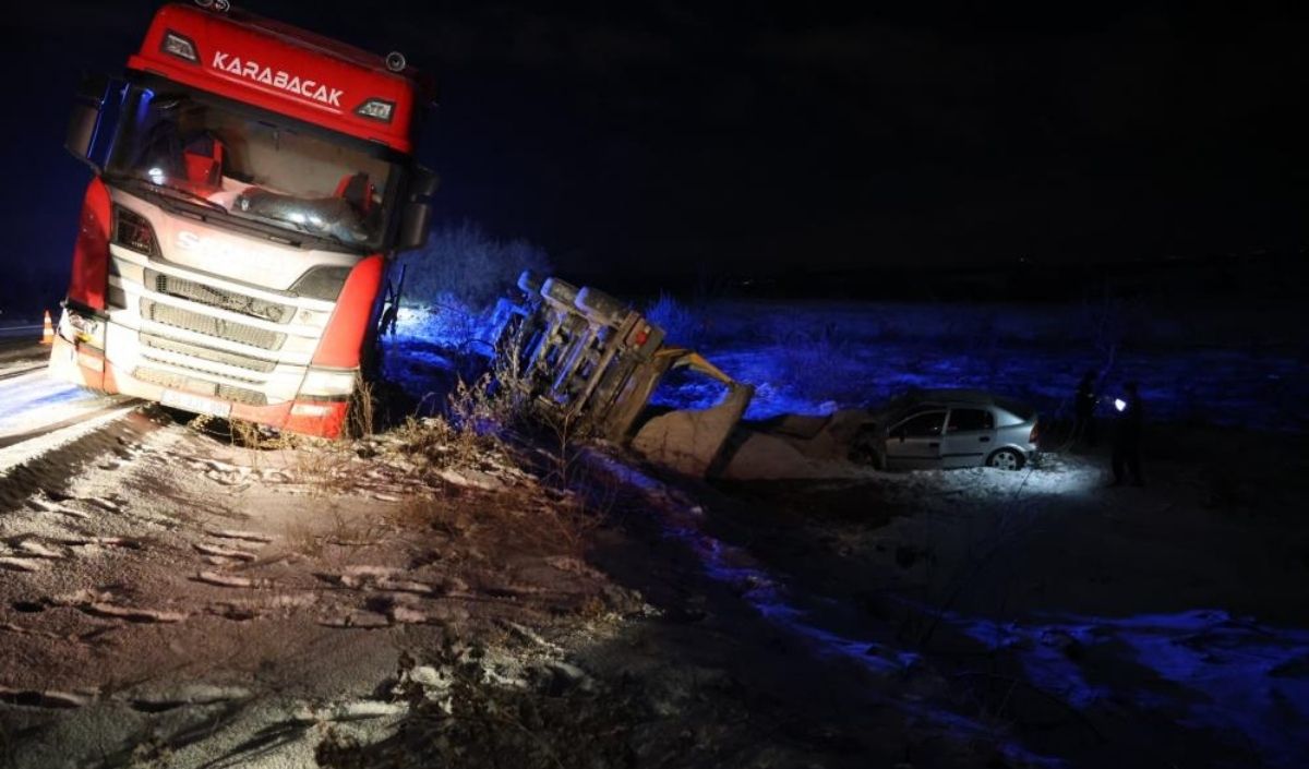 Nevşehir’de Aşırı Buzlanma Kazalara Yol Açtı! 6 Kazada 12 Yaralı (3)