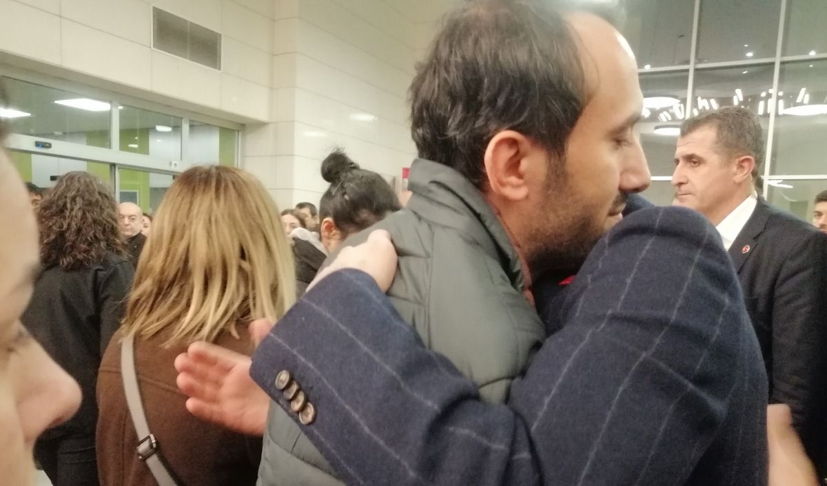 Özgür Özel Gözyaşlarını Tutamadı Bu Acıya Nasıl Dayanılır (3)