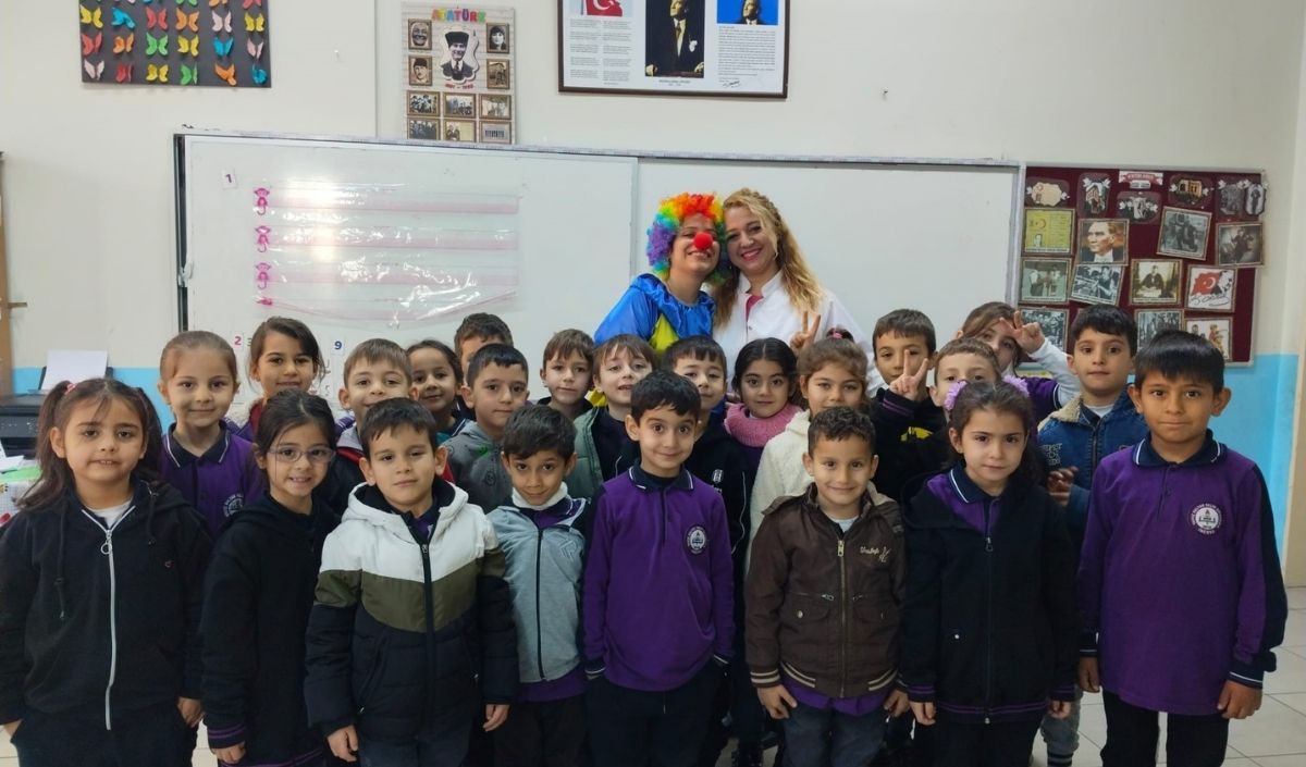 Palyaço Cocuklari Taradi (2)