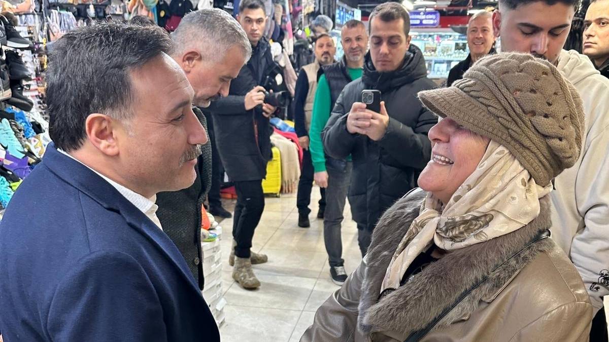 Vali Gökmen Çiçek Esnafla Buluştu (3)