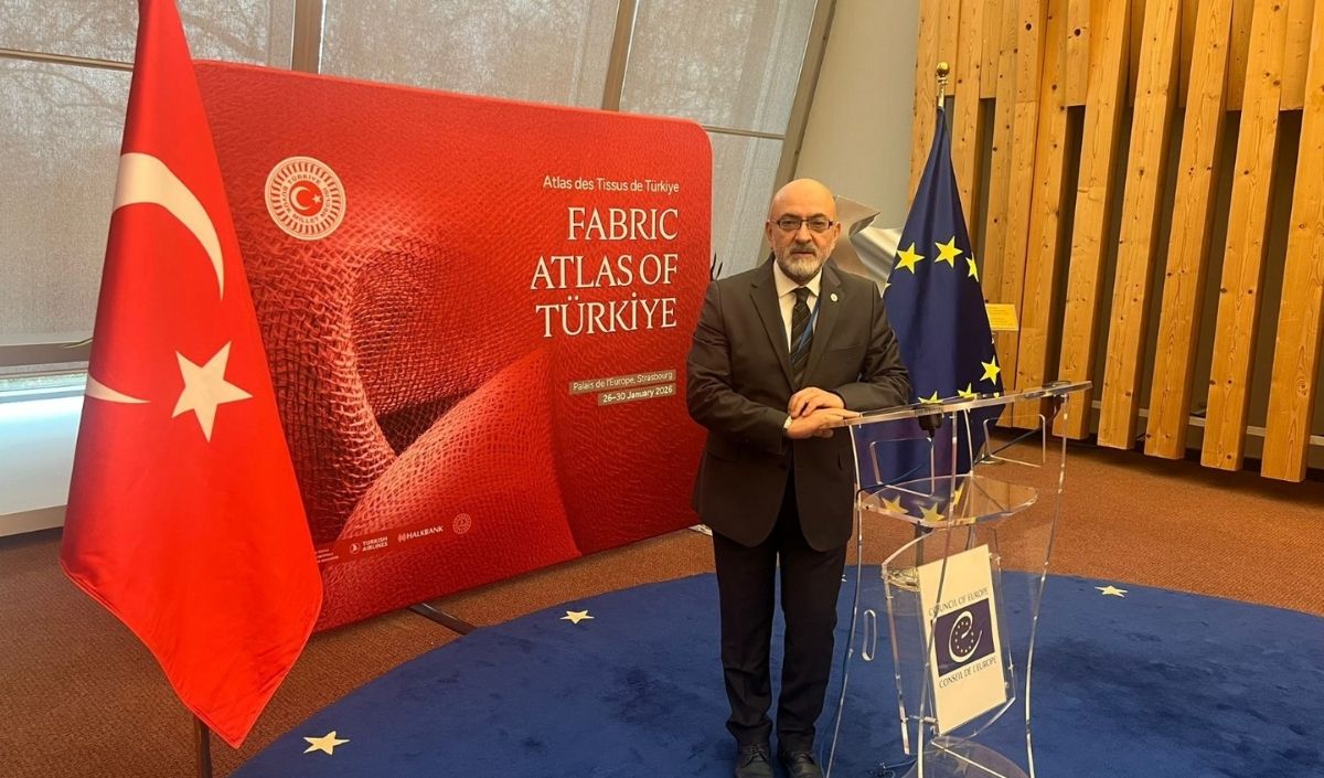 Avrupa Konseyi’nde Türk Dokuma Kültürünü Tanıtan ‘Kumaşın Hafızası’ Sergisi Büyük Ilgi Gördü! Türk Tekstil Kültürü Uluslararası Arenada Tanıtıldı. Detaylar Haberin Devamında!