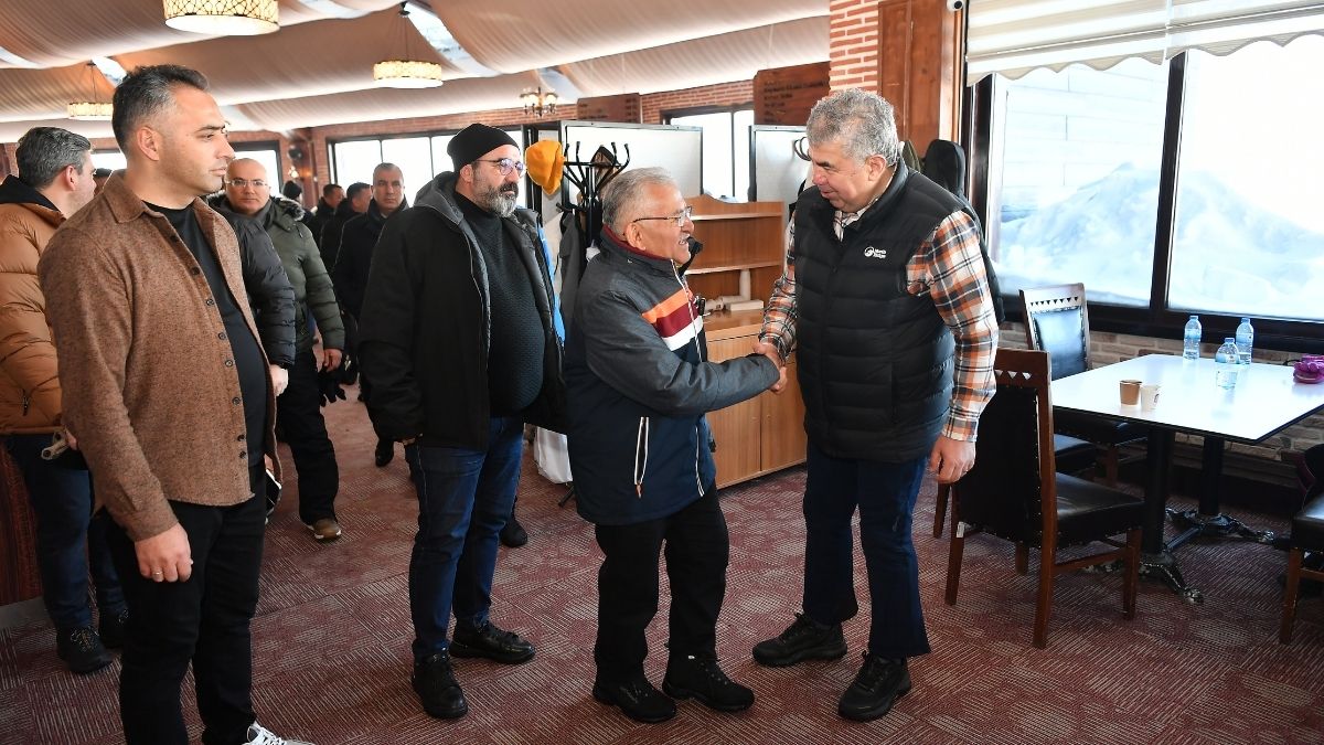 Başkan Büyükkılıç Hafta Sonunu Erciyes’te Geçirdi Tesisleri Tek Tek Inceledi (4)