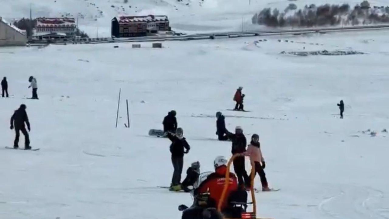 Bayar Özsoy Herkesi Erciyes Kayak Merkezi'ne Davet Etti! 'Bağımlılık Yapıyor'2