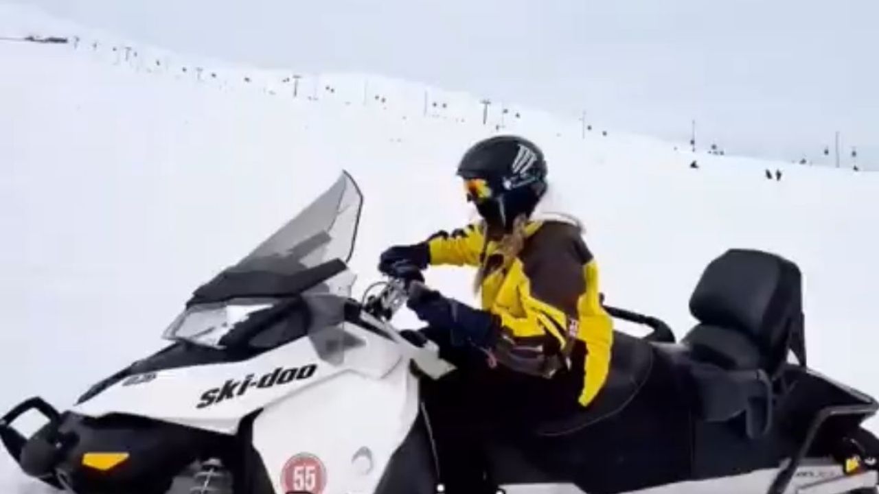 Bayar Özsoy Herkesi Erciyes Kayak Merkezi'ne Davet Etti! 'Bağımlılık Yapıyor'7