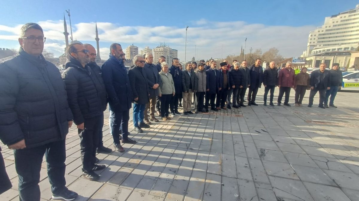 Çalışan Gazeteciler (2)