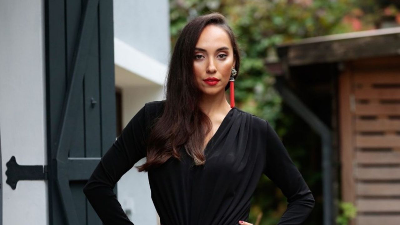 Dizisi Final Yapan Duygu Srışın, Kayserili Profesör Sevgilisi Için Londra’ya Uçtu!6