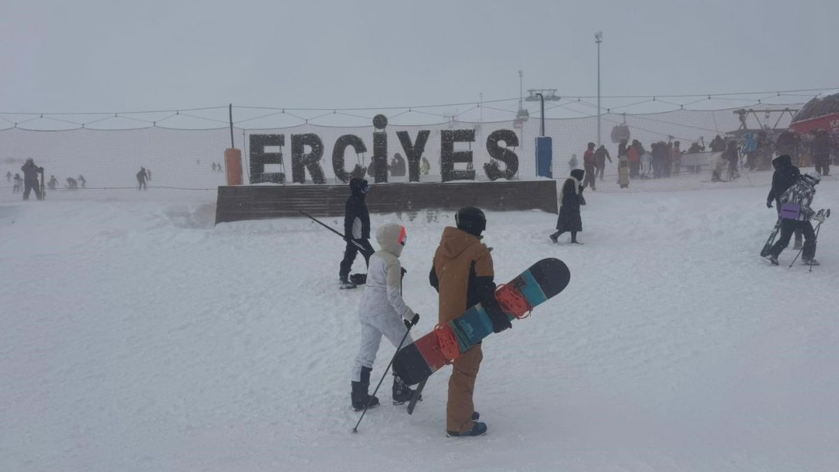 Erciyes Kar Kalınlığı 130 Cm (4)