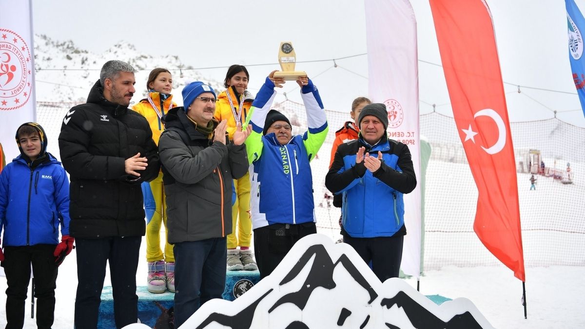 Erciyes’te Nefes Kesen Yarış! 29 Ilden 467 Sporcu Aynı Pistte Buluştu (3)