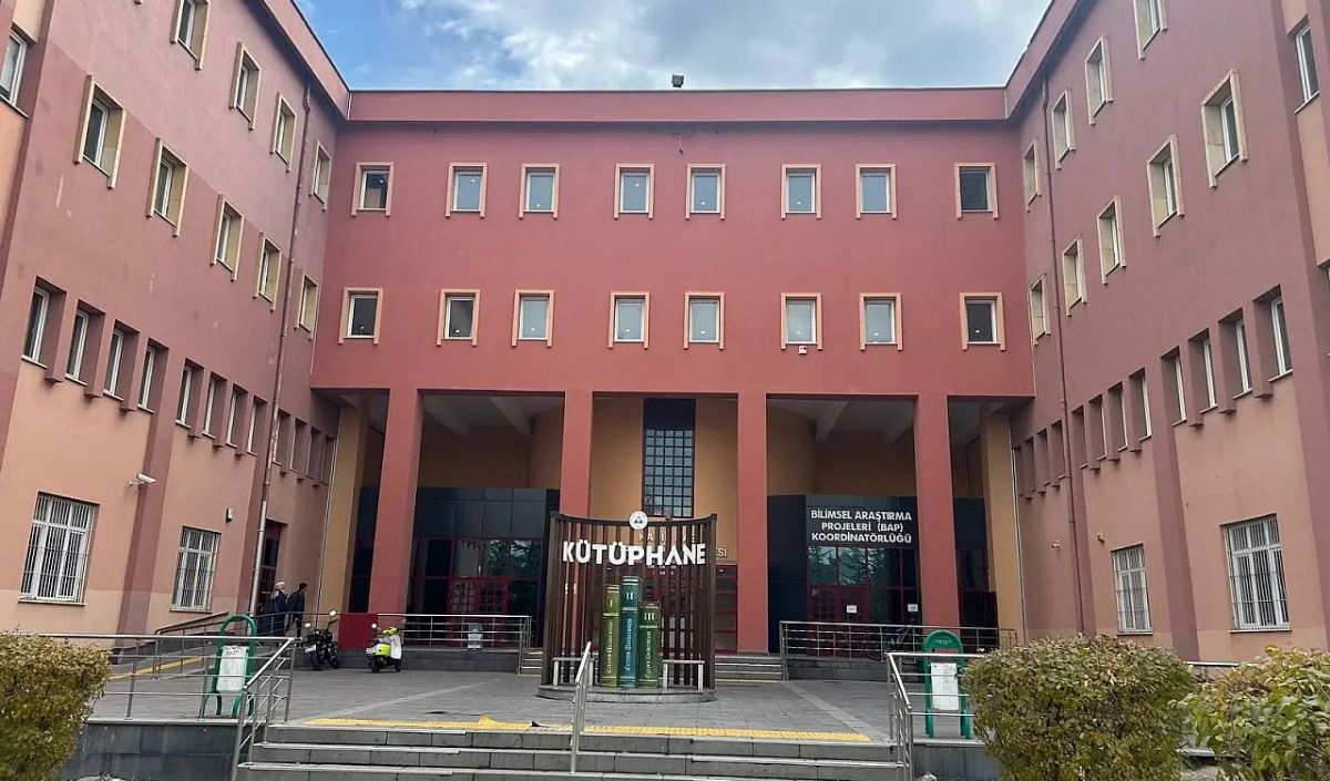 Erü Diş Hekimliği Fakültesi (3)