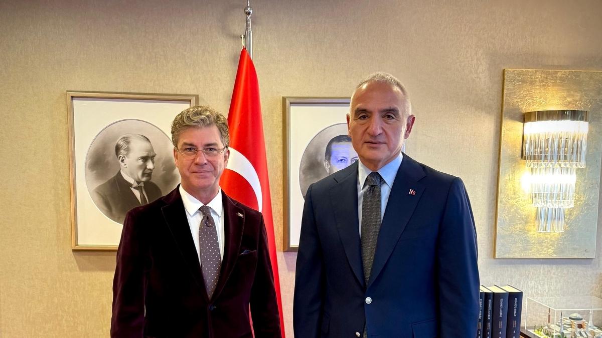 Görevden Alınan Tan Sağtürk’ün Yeni Görevi Belli Oldu!5