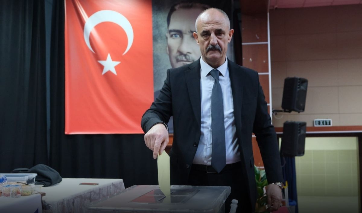 İncesu Şoförler Ve Otomobilciler Odası’nda Seçim Sonuçlandı. Tek Aday Olan Mustafa Büyüköz Yeniden Başkan Seçildi. Genel Kurulda Neler Konuşuldu Detaylar Haberde… Sosyal Medya Paylaşımı (Clickbai (3)