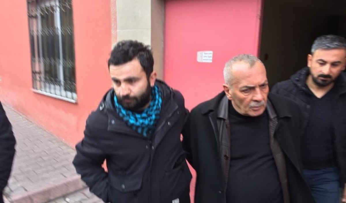 Kayseri Adliyesi Önünde Işlenen Cinayet Davasında Yeni Gelişme. Sanık M.a., Yargıtay’ın Bozma Kararı Sonrası Yeniden Hâkim Karşısına Çıktı Ve Dikkat Çeken Sözler Söyledi. Firari Avukat Için Kırmız