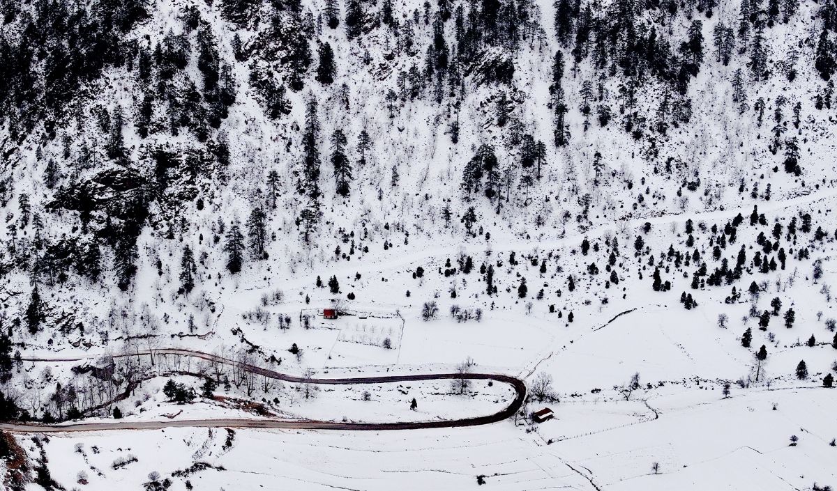 Kayseri Aladağlar’da Nefes Kesen Değişim! Dron Kamerasına Böyle Yansıdı (1)