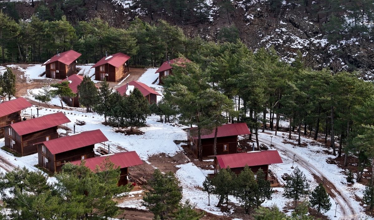 Kayseri Aladağlar’da Nefes Kesen Değişim! Dron Kamerasına Böyle Yansıdı (5)