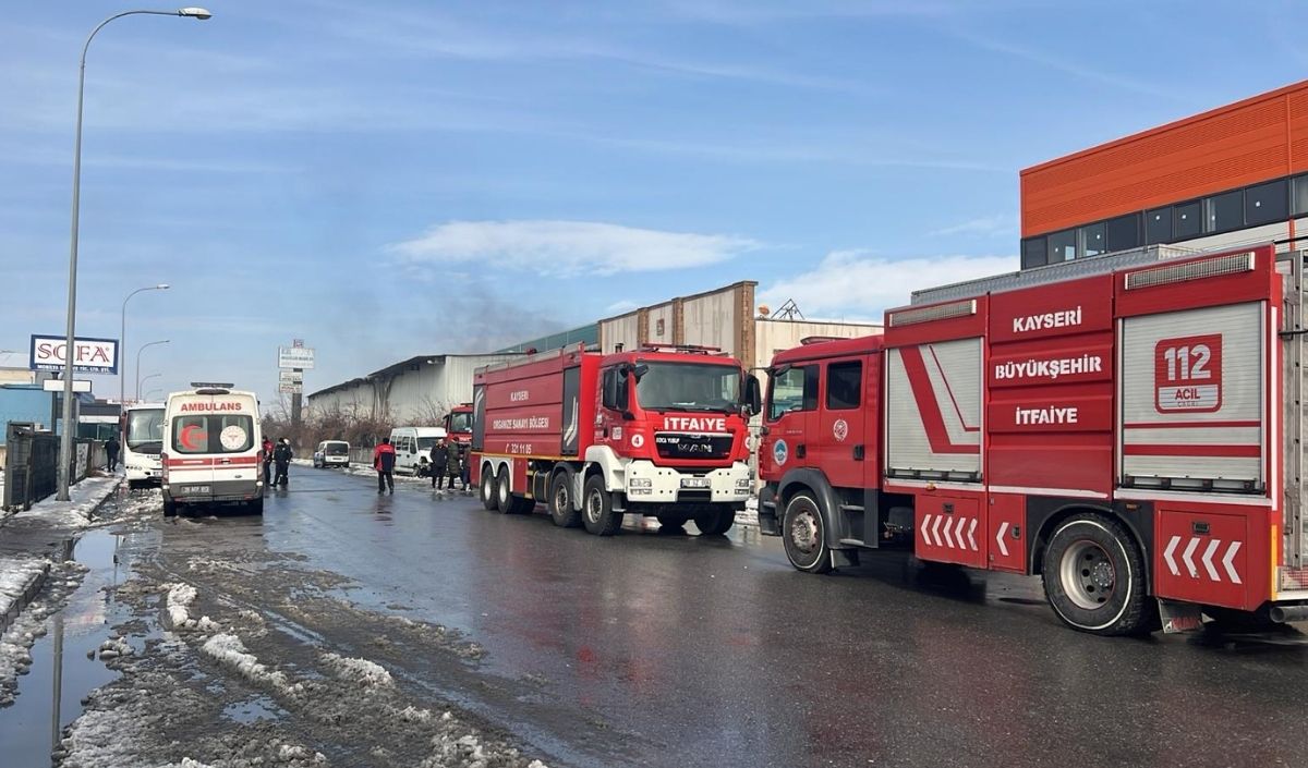 Kayseri Osb'de Yangın (2)