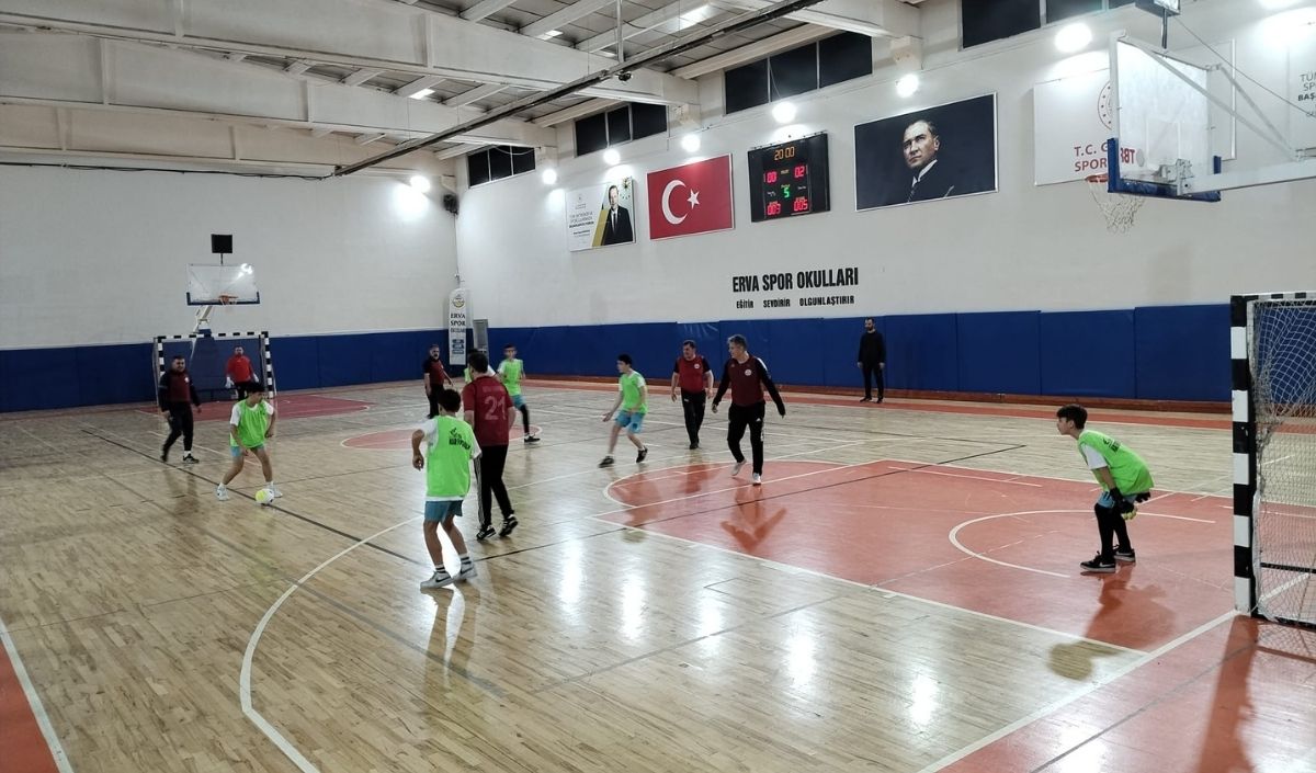 Kayseri Protokolü Maç Yaptı (1)