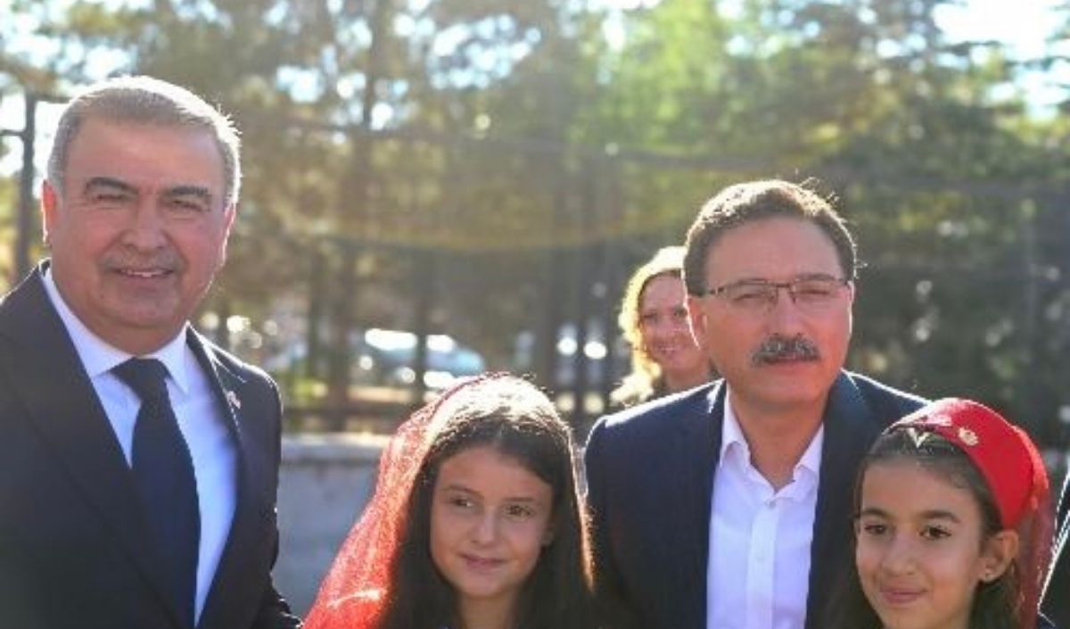 Kayseri Sarız’da Üniversite Öğrencilerine Eğitim Desteği (3)