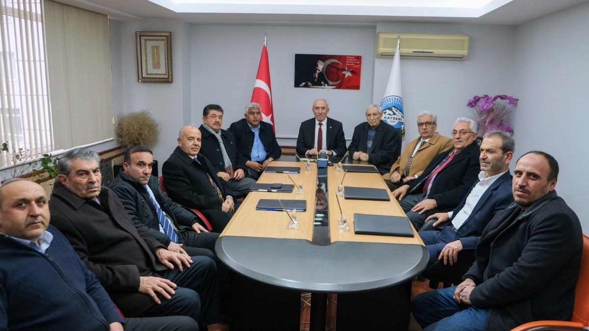 Kayseri’de 40 Yıllık Bir Devir Kapandı! Kayserili O Isim Başkanlığa Veda Etti (1)