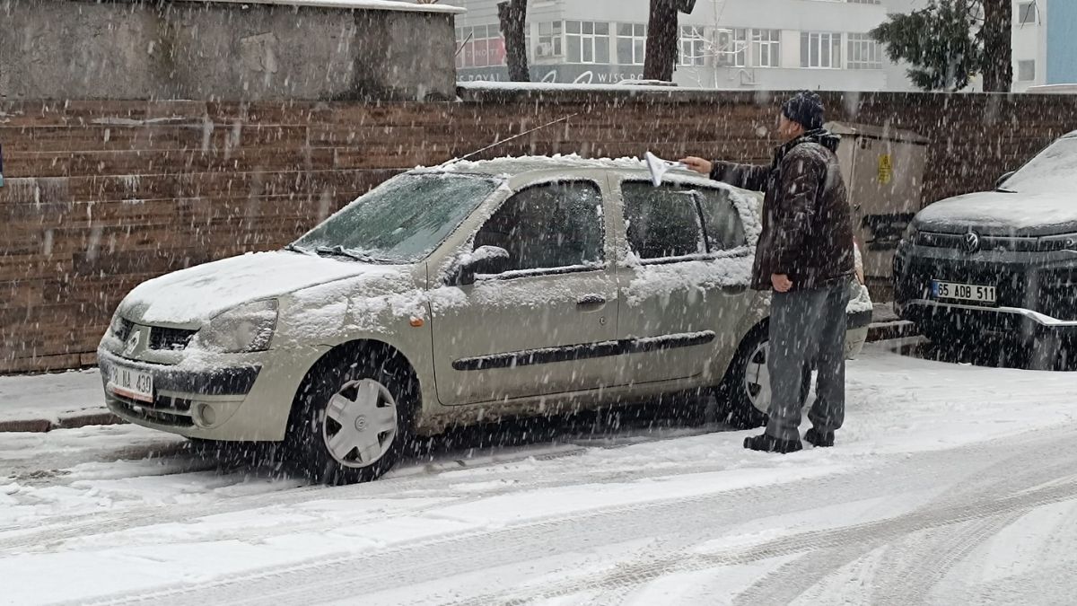 Kayseri’de Araç Sahipleri Bunu Yapmadan Sakın Yola Çıkmayın (1)