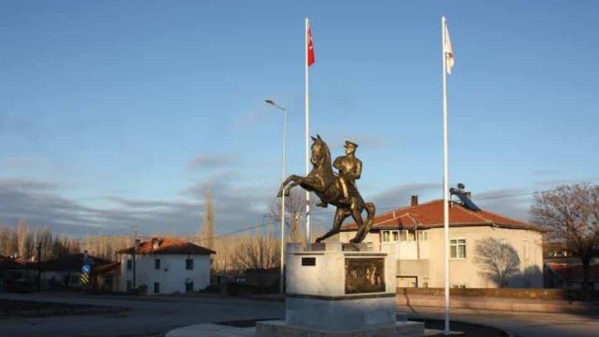 Kayseri’de Bir Köyü Esir Alan Salgın! (6)