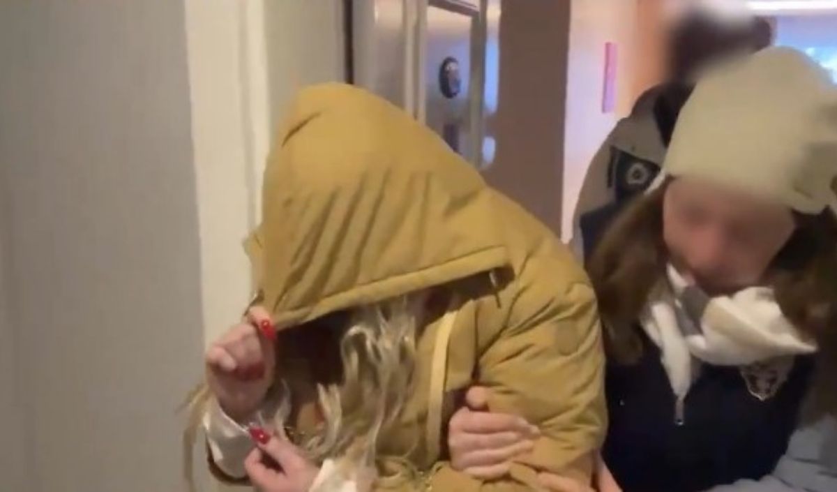 Kayseri’de Fuhuş Operasyonu! 8 Gözaltı, 19 Kadın Kurtarıldı (1)