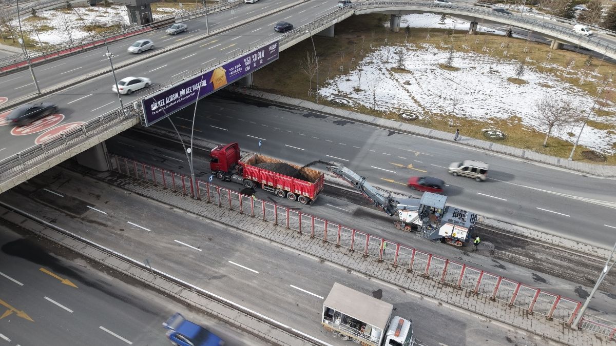 Kayseri’de Tartışmalara Neden Olan O Bulvarda Yol Yapım Çalışması Tamamlandı (4)