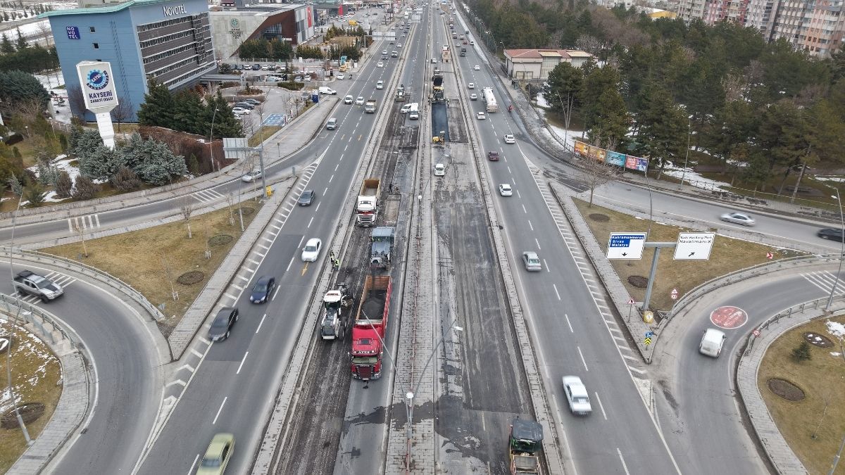 Kayseri’de Tartışmalara Neden Olan O Bulvarda Yol Yapım Çalışması Tamamlandı (5)
