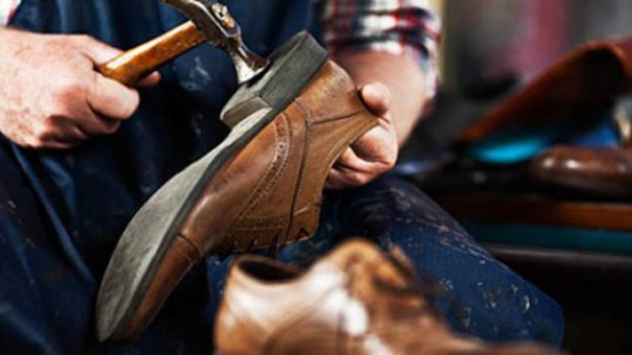 Kayseri’de Vatandaş Isyan Etti Fiyatlar Arttı Ayakkabı Kalitesi Düştü!3