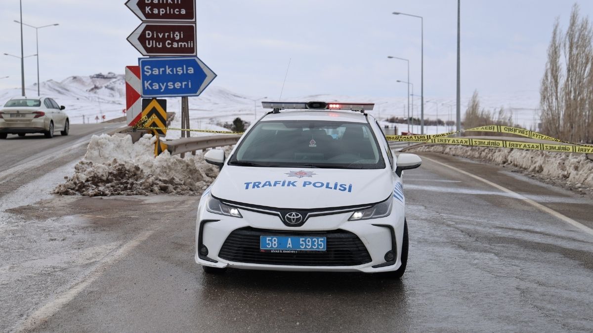 Kayseri’den Yola Çıkacaklar Dikkat! O Yol Trafiğe Kapatıldı (2)